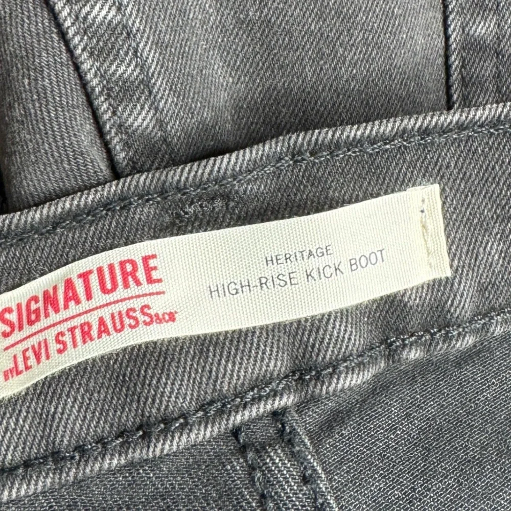 Levi Strauss Signature Heritage High Rise Kick Boot Jeans Black‎ Womens 26W NEW